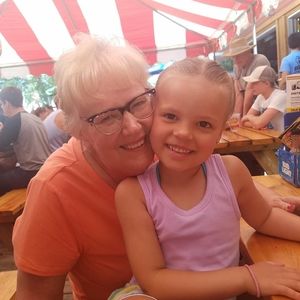 Meet your Posher, Julie